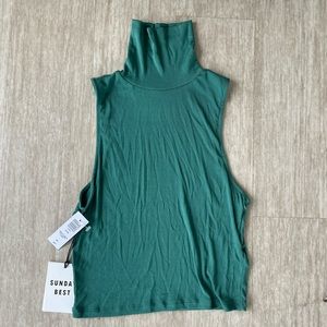 ARITZIA GREEN TURTLE NECK TANK